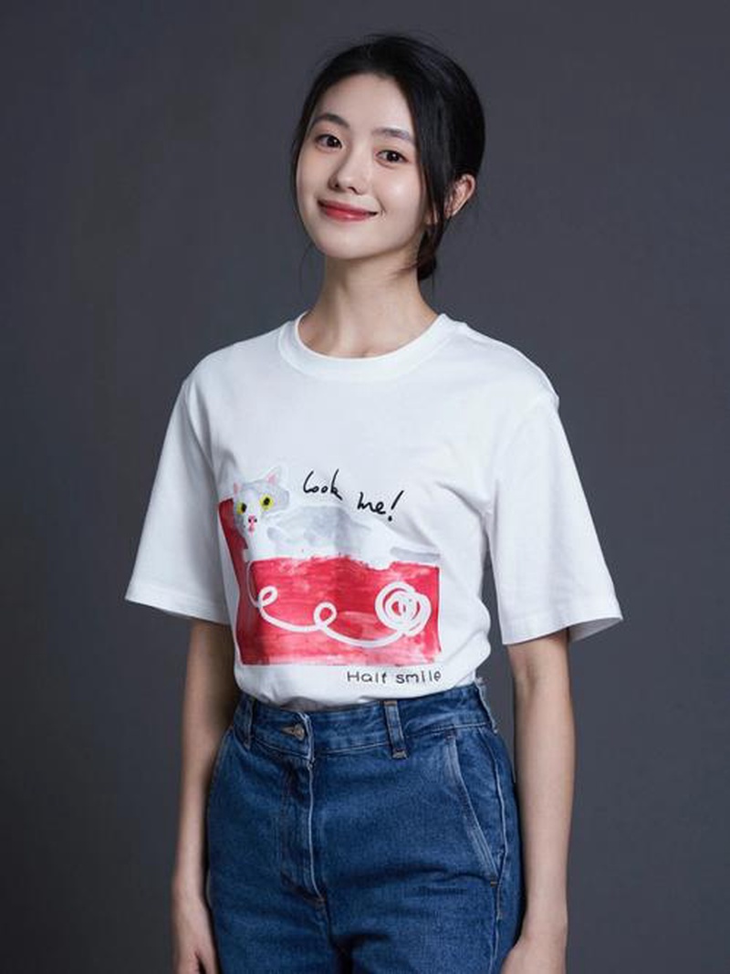 救命!刘浩存红毯造型到底是在搞什么啊